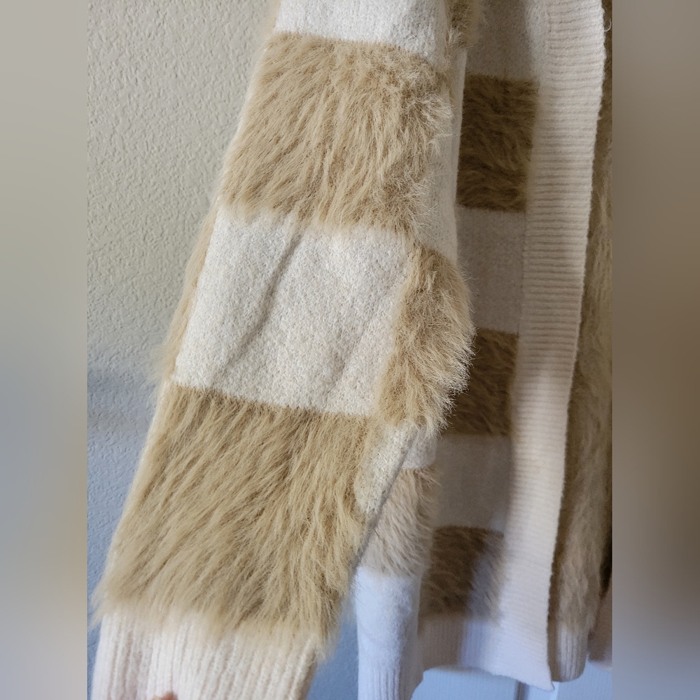 New Vegan Fur Textured Checkered Knit Open Cardigan with Ribbed Trim - Picture 6 of 7